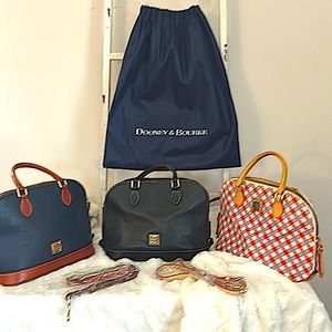 COPY - 3 Dooney & Bourke like new purses with bag and straps